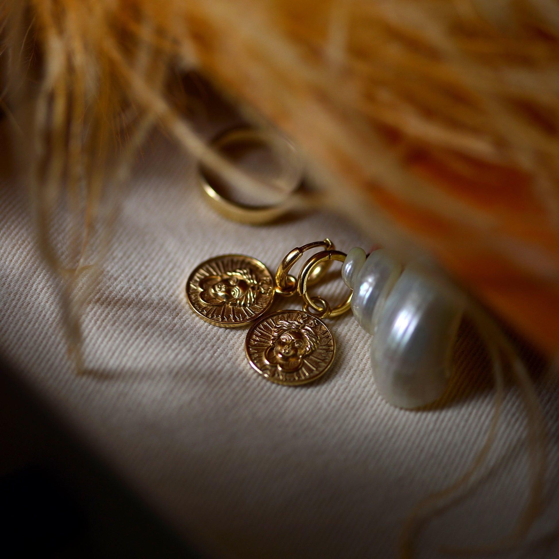 Madonna Bavariae Ohrringe | Munich Mary Earring (Gold)